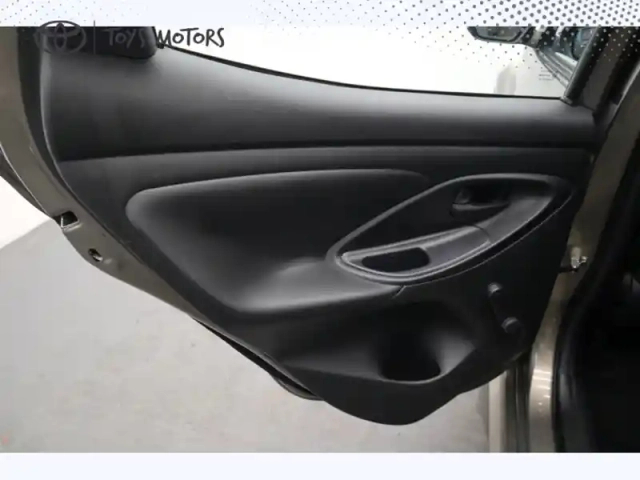 Toyota Yaris hybride 116h dynamic 1.5 116 ch — photo 20