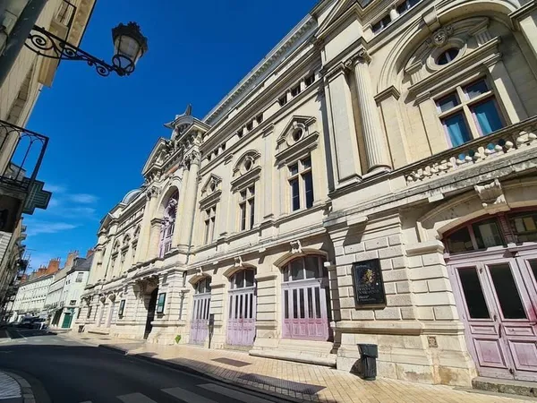 Commerce Vente Tours  30m² 18000€