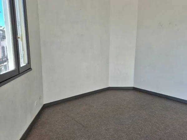 Beau T2 centre de Tarbes