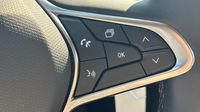 Renault Clio 1.5 Blue dCi 100ch Evolution - 24 — photo 14