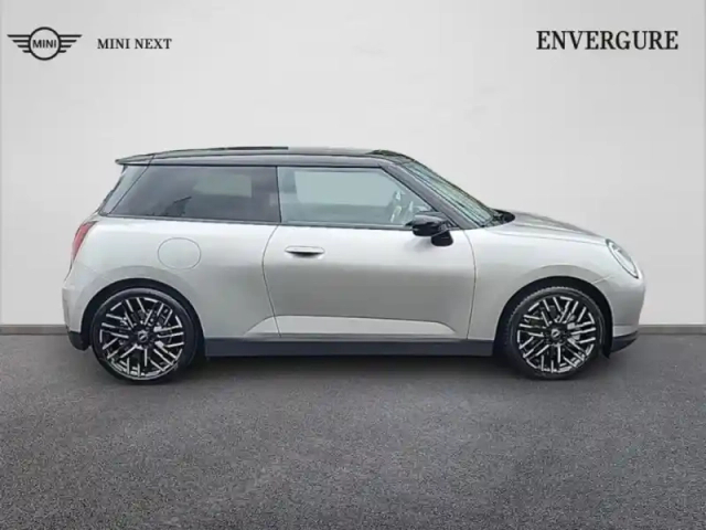 Mini Cooper 3 portes se 218ch favoured — photo 4