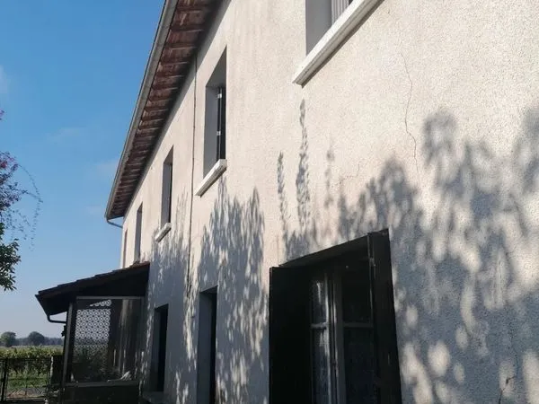 Maison 8 pièces 277 m²