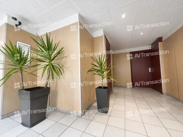 T3 de 57 m2, 2 chambres - Ascenseur  Salengro