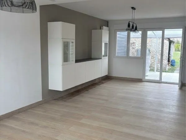 À louer — Maison rénovée 100 m² - Centre-ville de Merville (59)