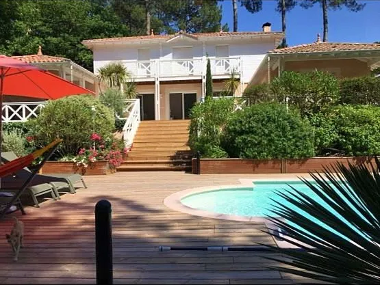 Vends maison 190m² 5 pièces 4 chambres Golf de Biscarrosse 40600