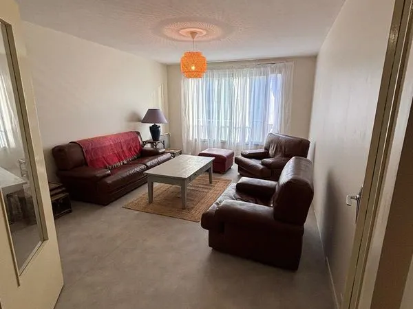 Appartement meublé possible colocation