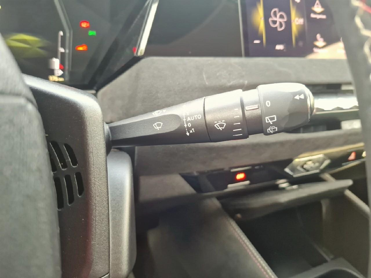 Ds Ds 4 puretech 130ch performance line + automatique — photo 17