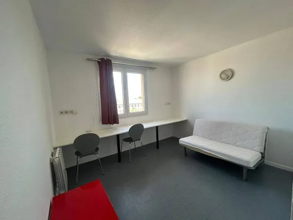 Studio 1 pièce 19 m²