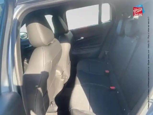 Jeep Avenger 1.2 turbo t3 100ch altitude — photo 11