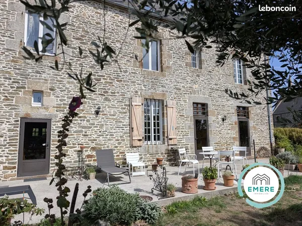 Propriété 11 pièces 200 m²
