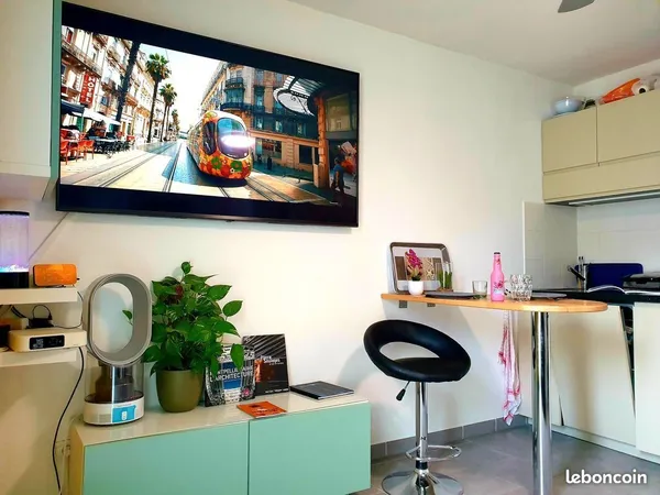Studio 1 pièce 17 m²