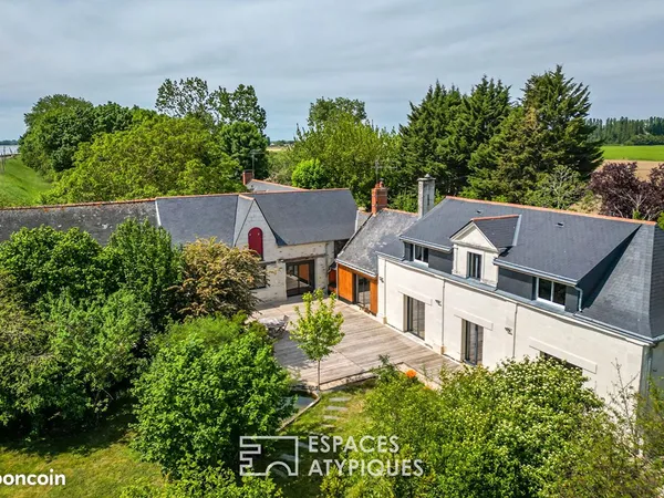 Propriété 7 pièces 242 m²