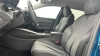 Peugeot 408 1.2 PureTech 130ch S&S Allure Pack EAT8 — photo 9