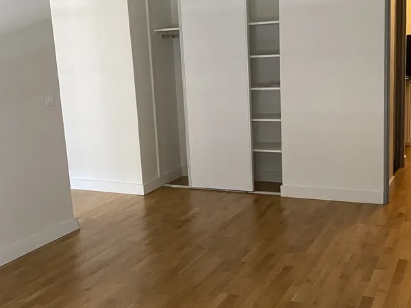 Appartement T2 - Rue Peyronnet - BORDEAUX