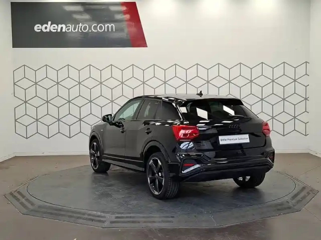 Audi Q2 35 tdi 150 s tronic 7 — photo 5