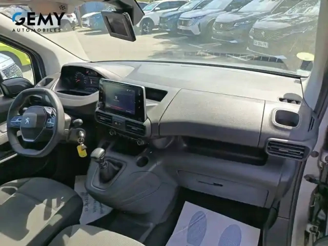 Peugeot Partner fourgon standard 1000 kg bluehdi 130 s&amp;s bvm6 — photo 8