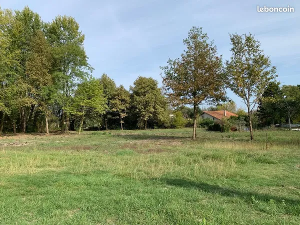 Terrain à bâtir de 600 m² à CESTAS (33)