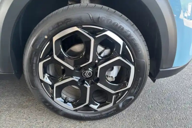 Citroën C3 hybride 110 ch e-dcs6 — photo 28