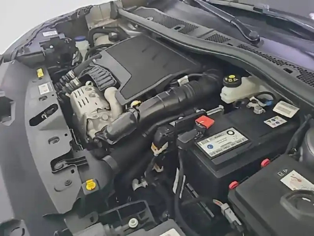 Peugeot 2008 puretech 130 s&amp;s eat8 — photo 36