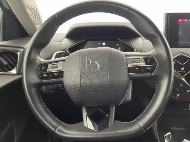 Peugeot 208 puretech 100 s&amp;s eat8 — photo 23