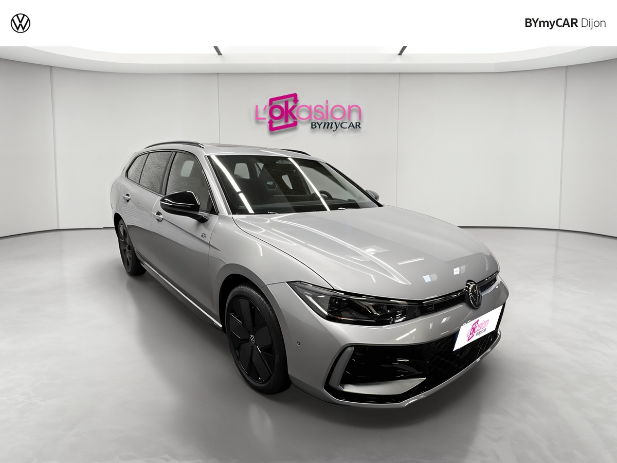 Volkswagen Passat 1.5 eHybrid 272 DSG6 — photo 7