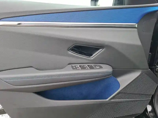 Renault Megane e-tech 220 ch autonomie confort — photo 15