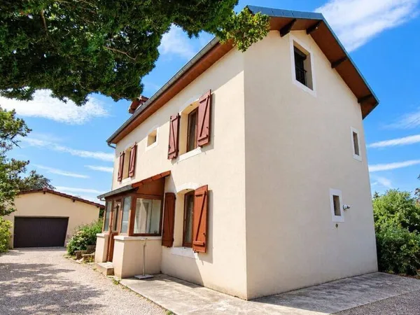 Maison 7 pièces 152 m²