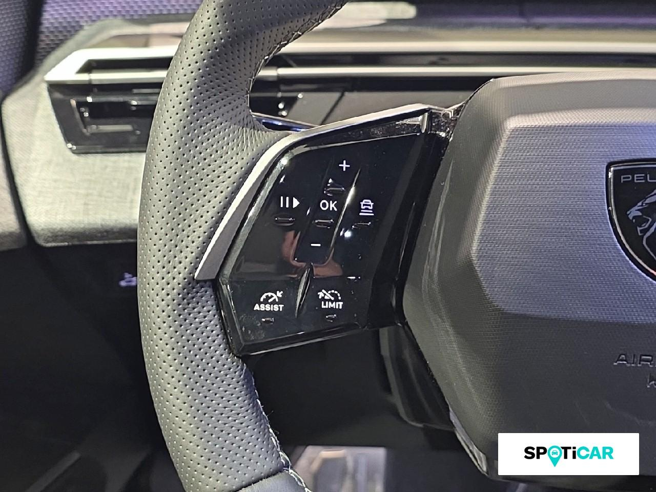 Peugeot 3008 hybrid 145 e-dcs6 gt — photo 29