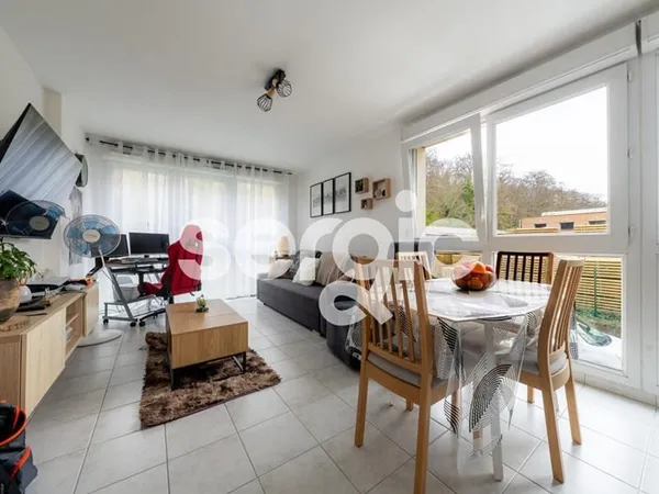 Appartement Henin Beaumont Studio 34 m2 - Secteur zone commerciale IKEA - Investissement locatif