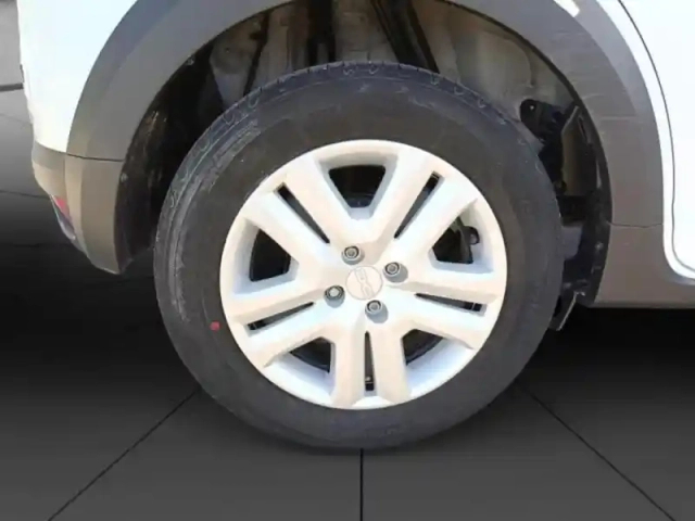 Dacia Sandero 1.0 eco-g 100ch stepway expression — photo 11