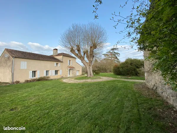 Ferme en pierre 128 m2 - LAPLUME (47)
