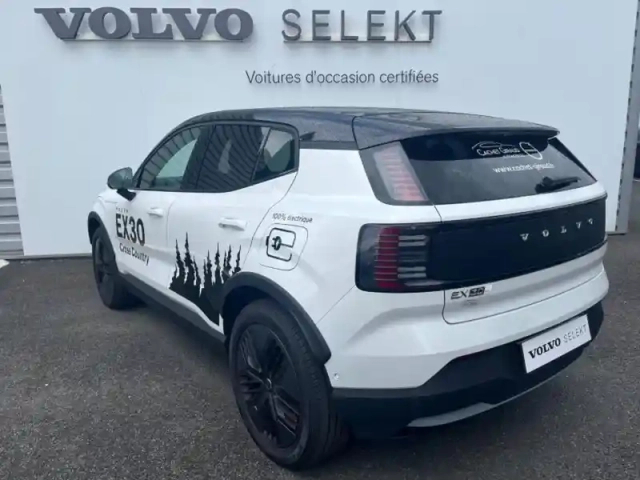 Volvo Ex30 cross country twin performance 428ch ultra — photo 2