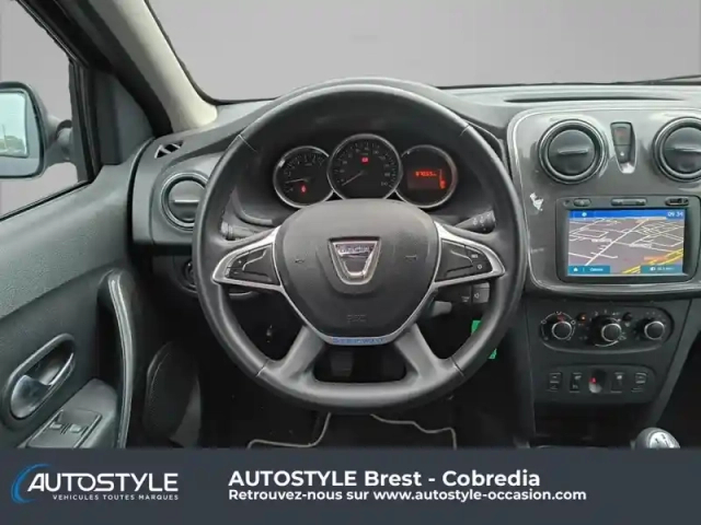 Dacia Sandero 0.9 tce 90ch stepway - 20 — photo 10