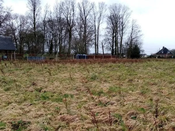 Terrain constructible 750 m²