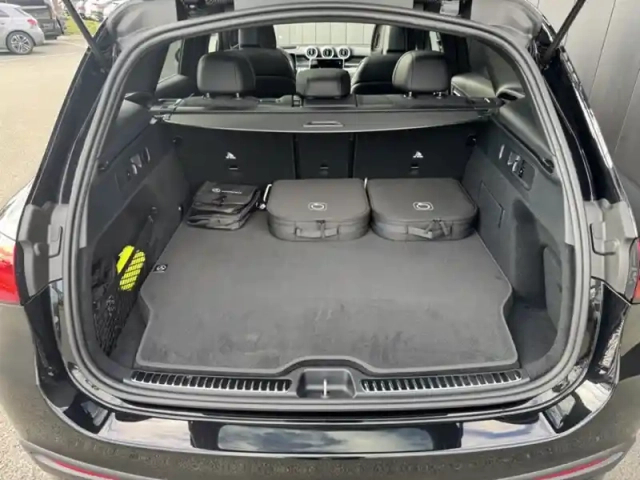 Mercedes Glc suv 300 de hybrid eq 4matic amg line + — photo 12
