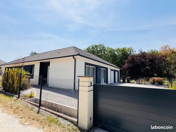 Méreau Nord maison de plain pied récente 3 chambres avec garage et jardin clos