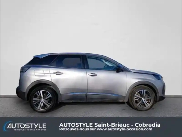 Peugeot 3008 1.5 bluehdi 130ch s&amp;s allure pack — photo 23
