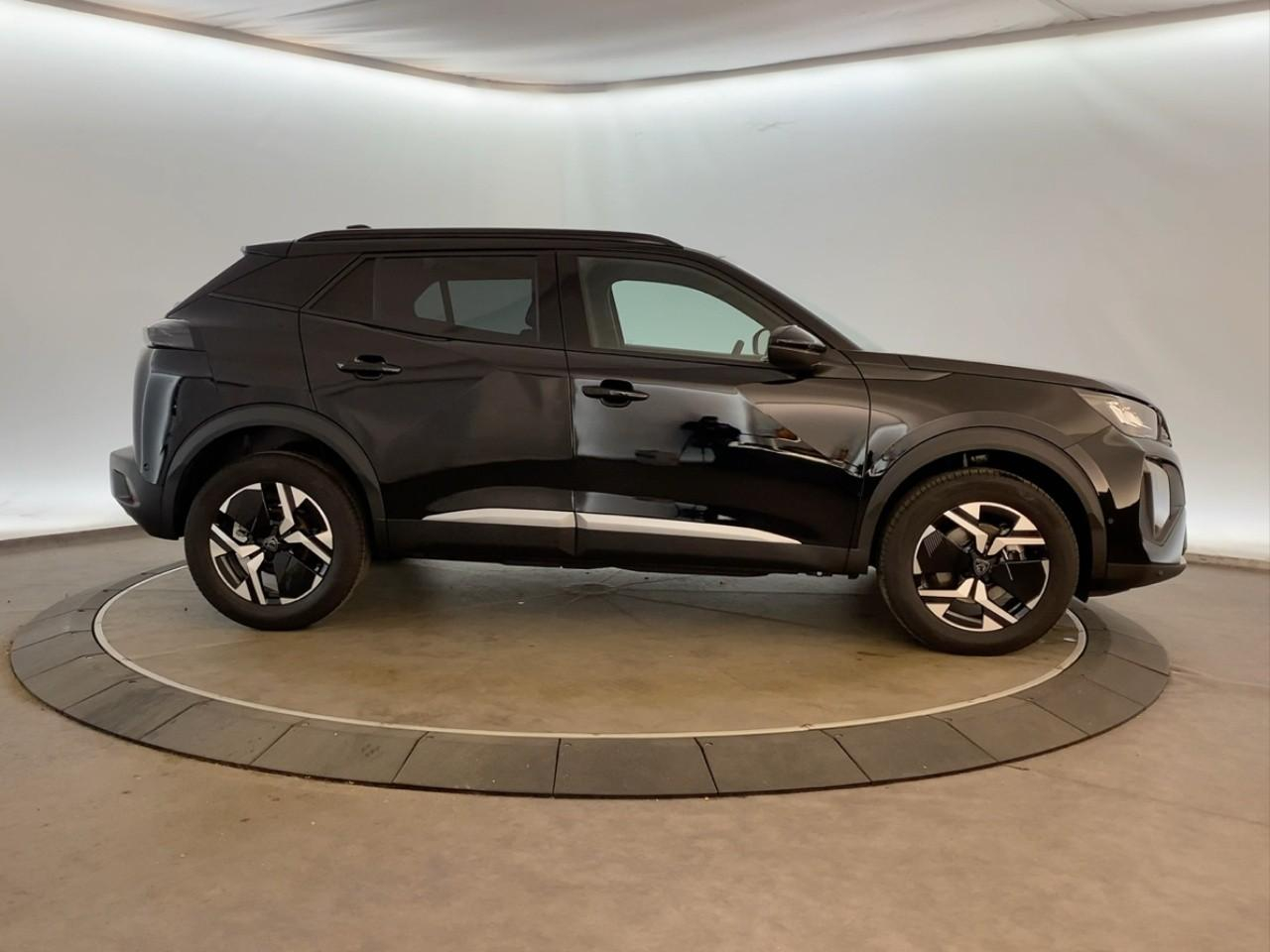 Peugeot 2008 hybrid 145 ch e-dcs6 allure — photo 4