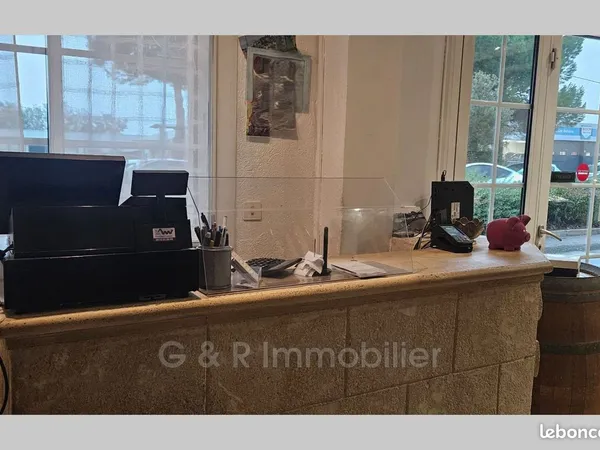Local commercial 450 m² Trets