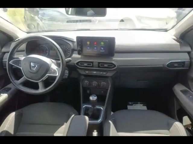 Dacia Sandero 1.0 eco-g 100ch confort -22 — photo 9