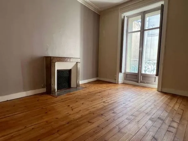 Appartement 2 pièces 63 m²