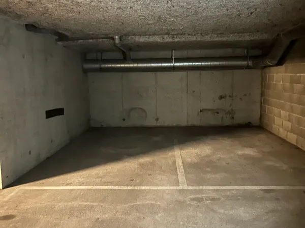 Vends parking