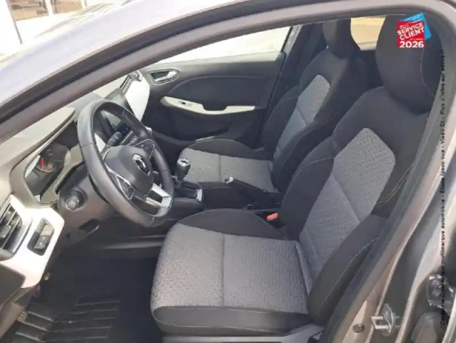 Renault Clio 1.5 blue dci 100ch evolution — photo 15