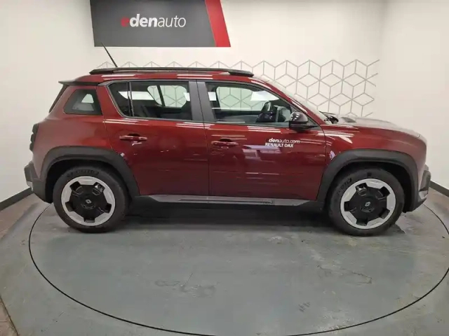Renault 4 renault  e-tech electrique 120 ch autonomie urbaine — photo 3