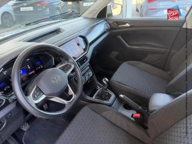 Volkswagen T-Cross 1.0 tsi 110ch life plus — photo 15