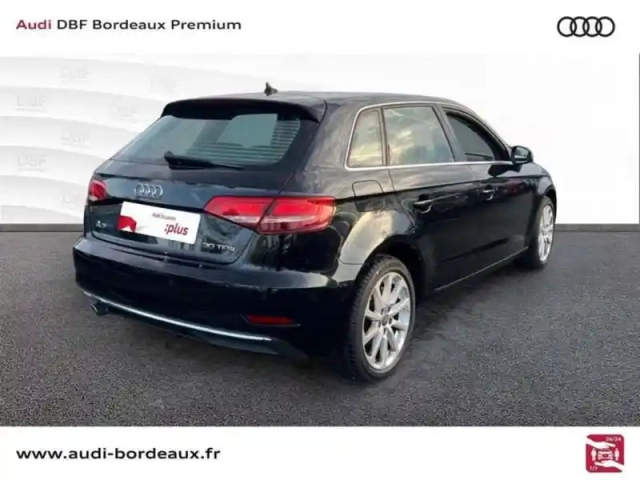 Audi A3 30 tfsi 116 s tronic 7 design — photo 7