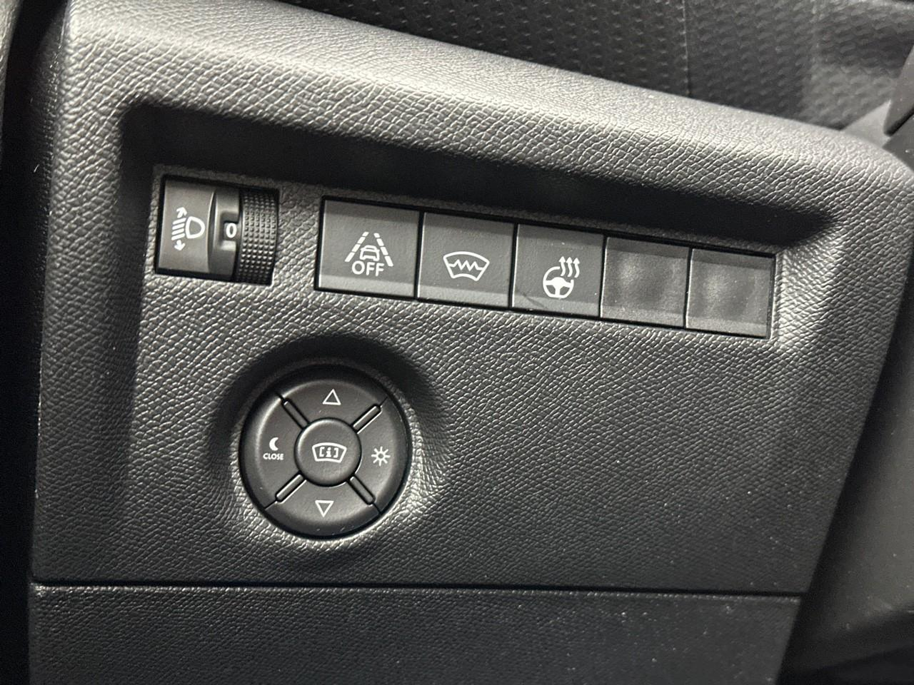 Citroën C4 puretech 130 s&s eat8 shine pack — photo 17