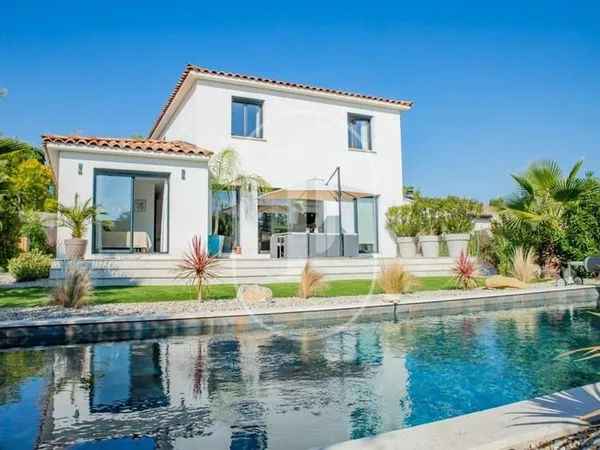 Villa Contemporaine avec Piscine, à vendre à Vaison La Romaine