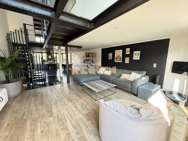 Appartement 4 pièces 168 m²