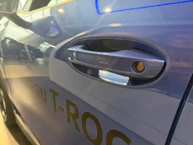 Volkswagen T-Roc 1.5 etsi evo2 hybrid 150 ch dsg7 — photo 18